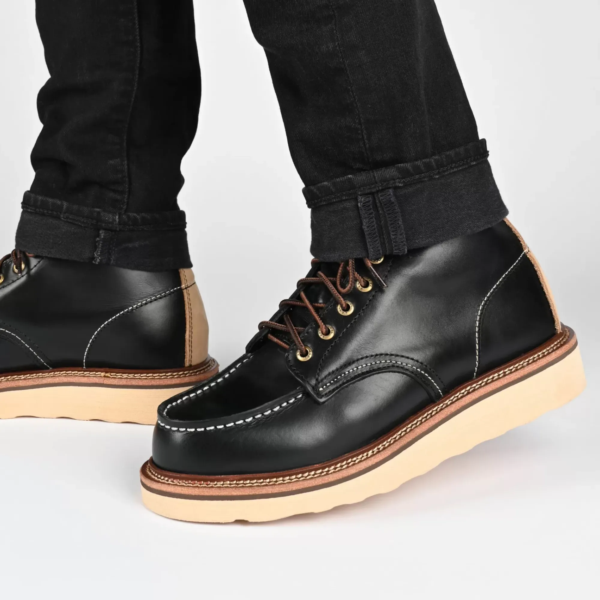 Discount TAFT Model 002 Boot In Black