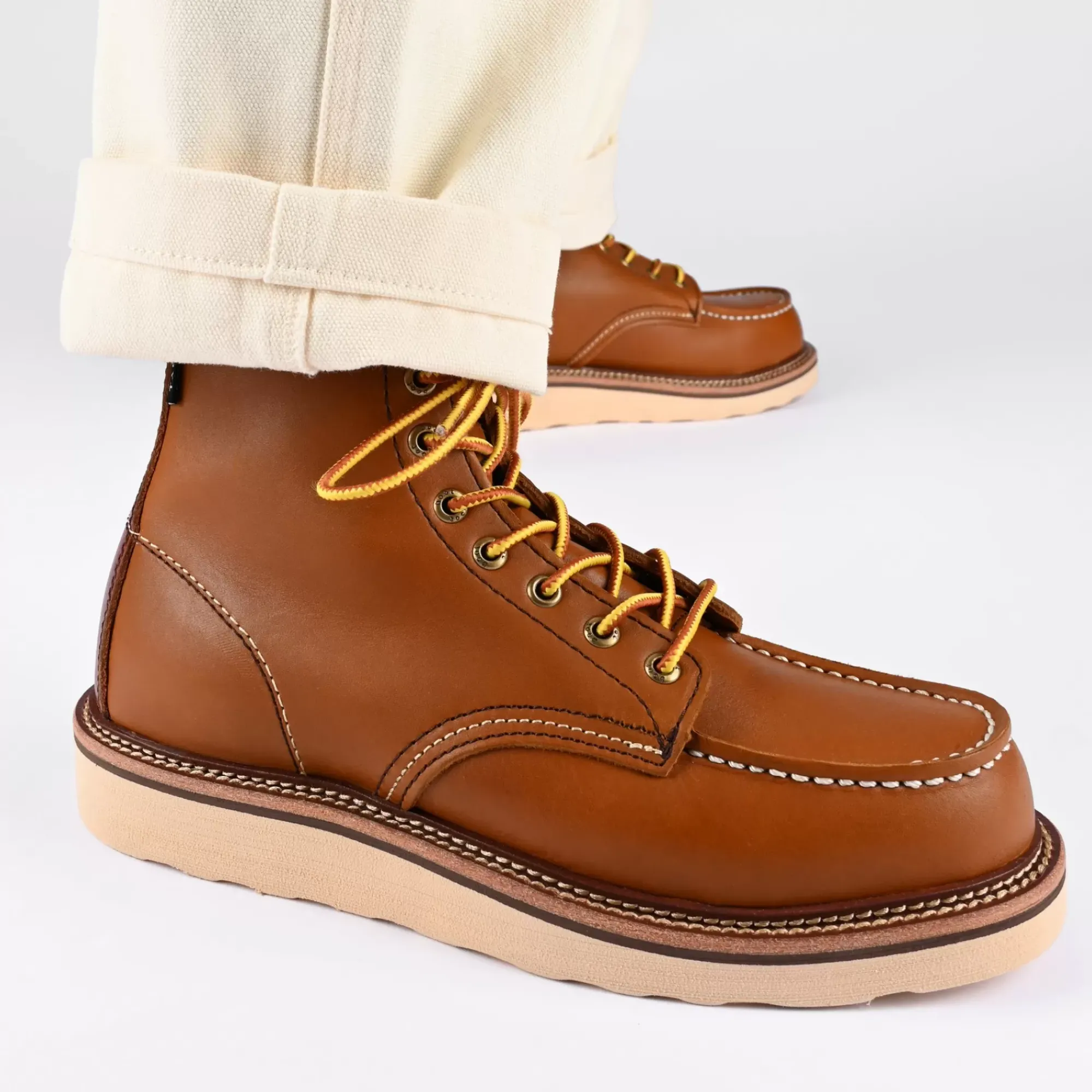 Hot TAFT Model 002 Boot In Honey