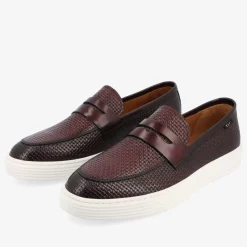 Shop TAFT Model 106 Loafer In Cherry