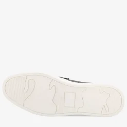 Shop TAFT Model 106 Loafer In Cherry