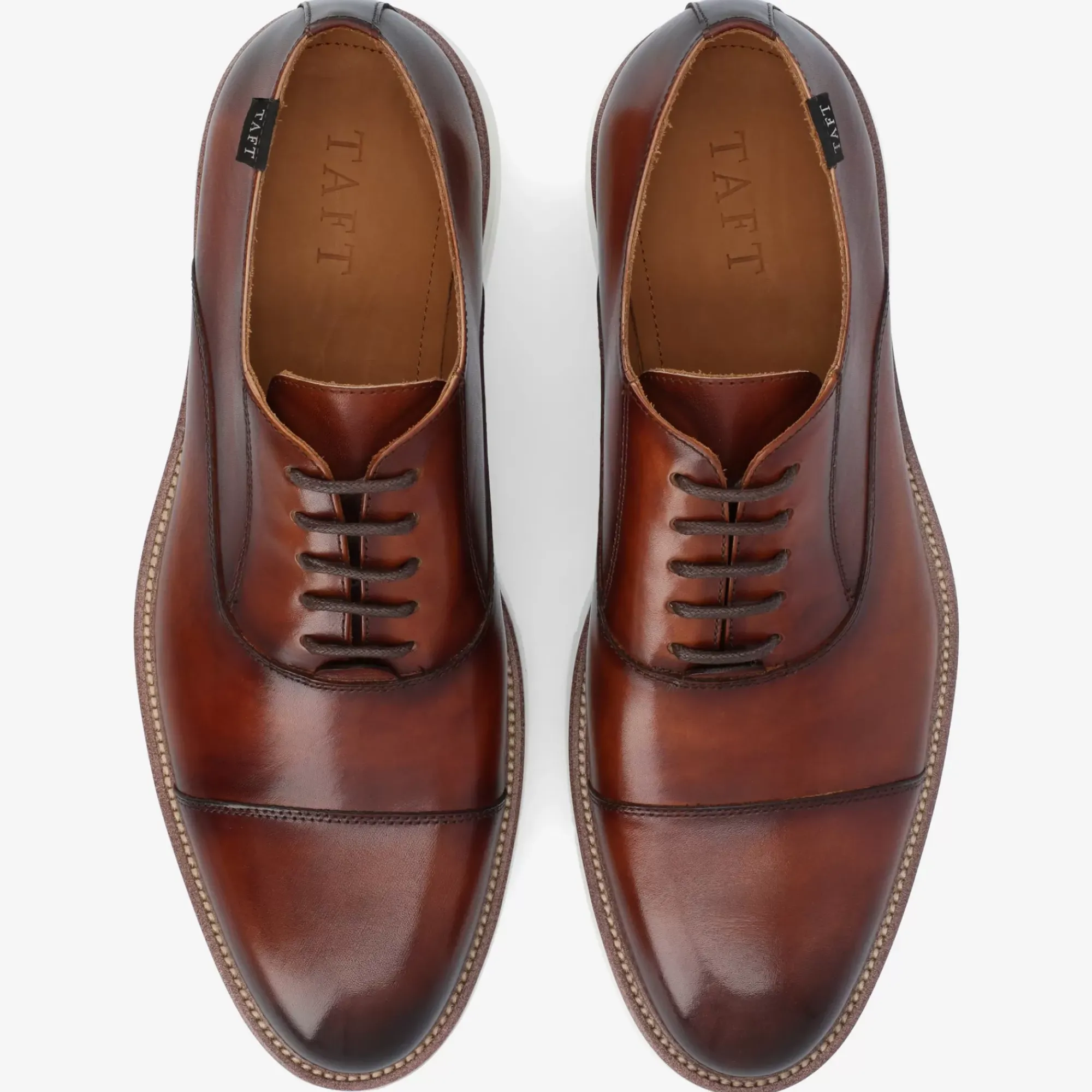 Store TAFT Model 102 Shoe In Honey