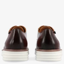 Store TAFT Model 102 Shoe In Honey