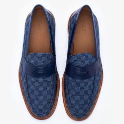 Store TAFT The Fitz Loafer In Blue Check - Blue Loafers |