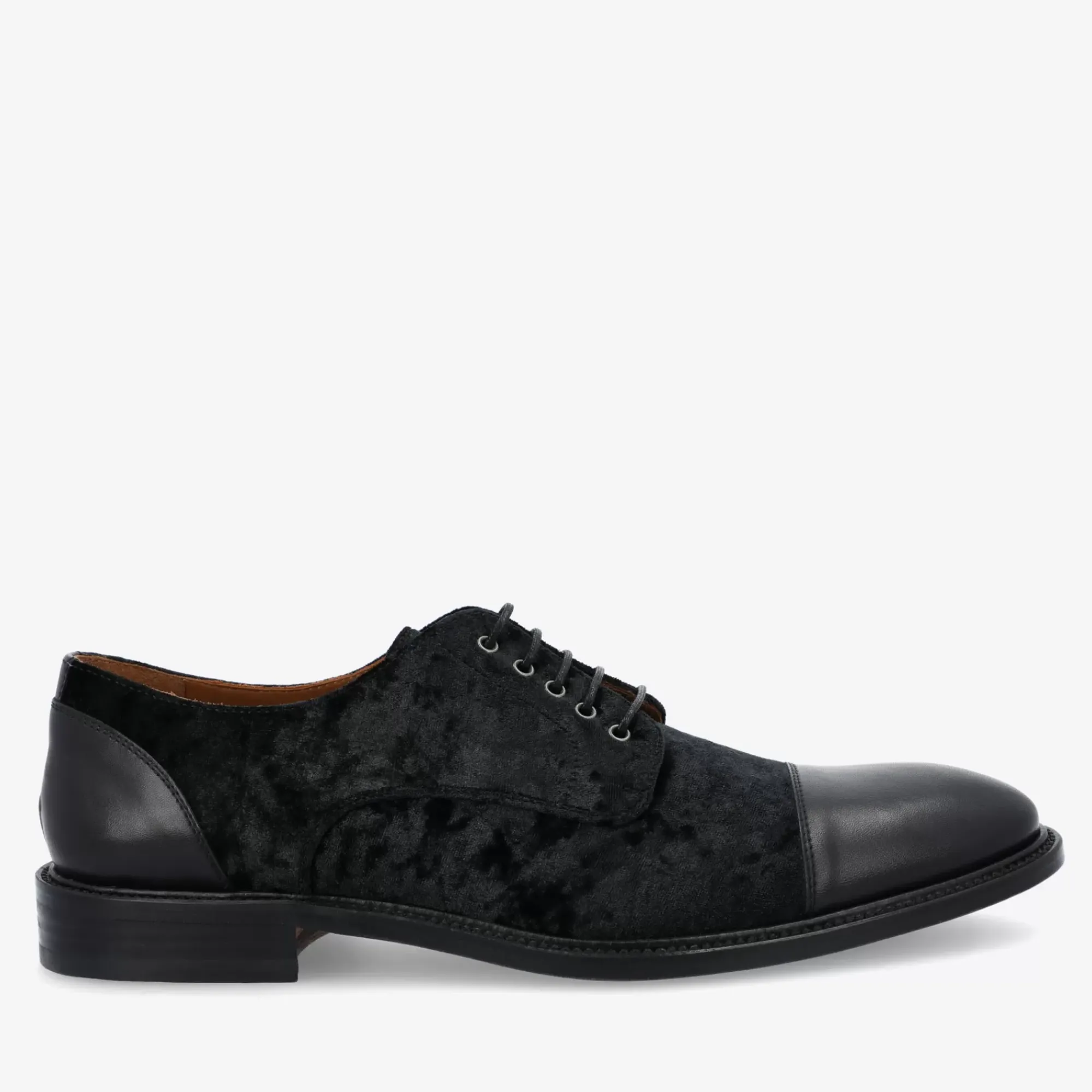 Best Sale TAFT The Jack Shoe In Black Velour |
