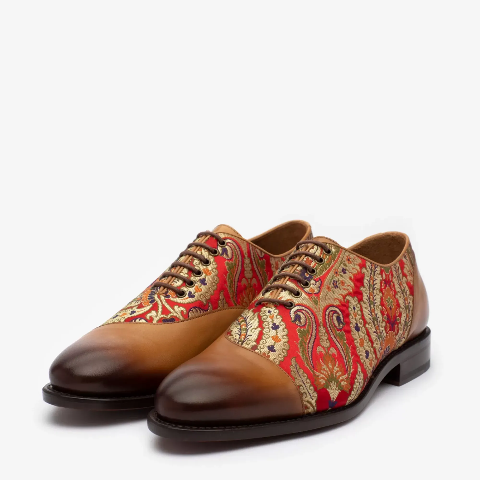 New TAFT The Paris Shoe In Red Paisley |